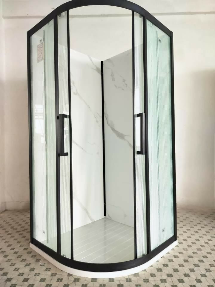 corner Shower room glass fence