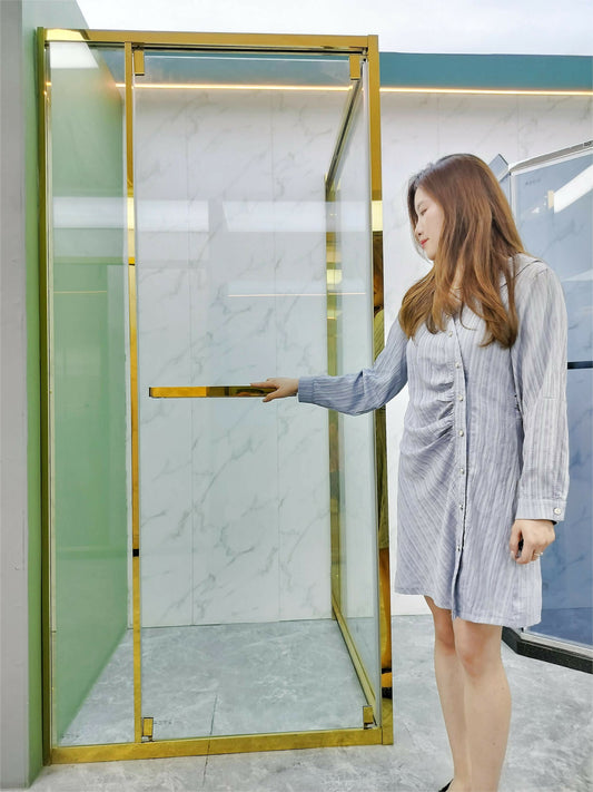 Rotating door shower room corner